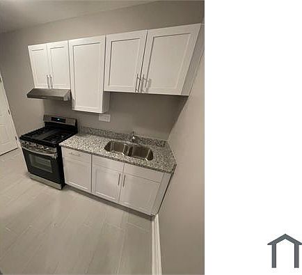 1st image of 11027 S Vernon Ave APT 3