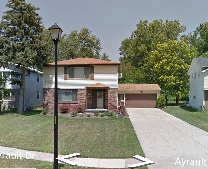 1st image of 132 Ayrault Dr
