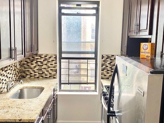 5th image of 485 E 21st St APT 3F