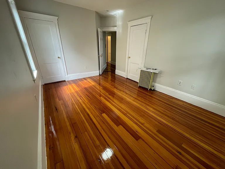 37 Ridgewood St #2 — Photo 9