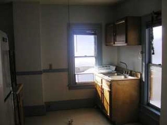 4th image of 25 Palmer St
