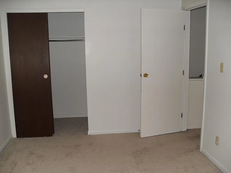 5058 Hibbs Dr — Photo 9