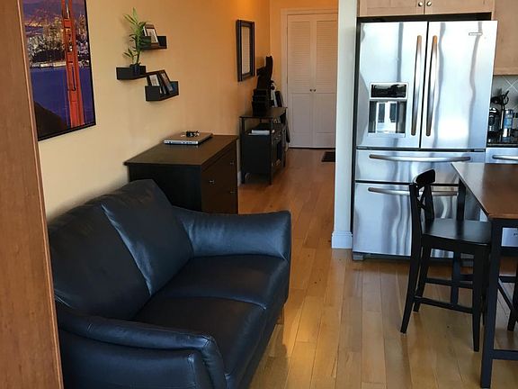 4th image of 300 Communipaw Ave APT 238