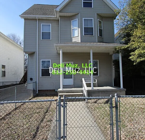 1427 Culver Dr #B — Photo 1