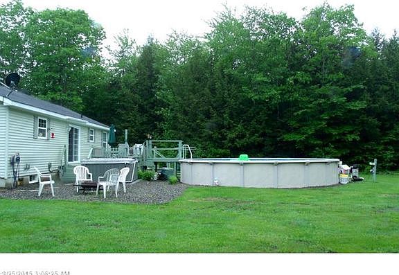 27' pool & Hot tub