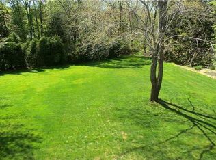 20 Rustic Oak Dr, Southington, CT 06489