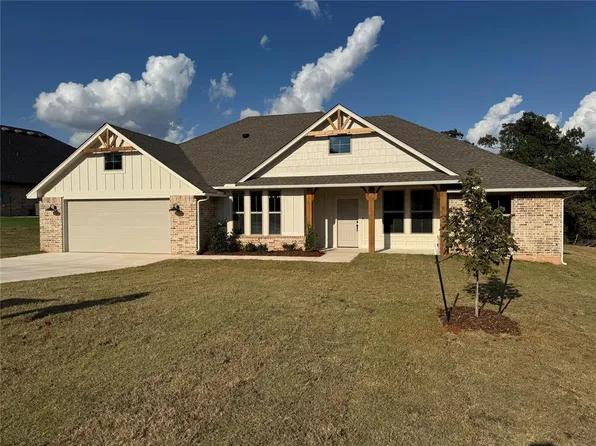 2676 Pistache Way, Newcastle, OK 73065