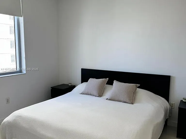 1050 Brickell Ave #2908 — Photo 7