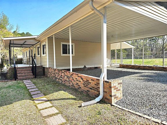 5th image of 44716 Gold Branch Rd