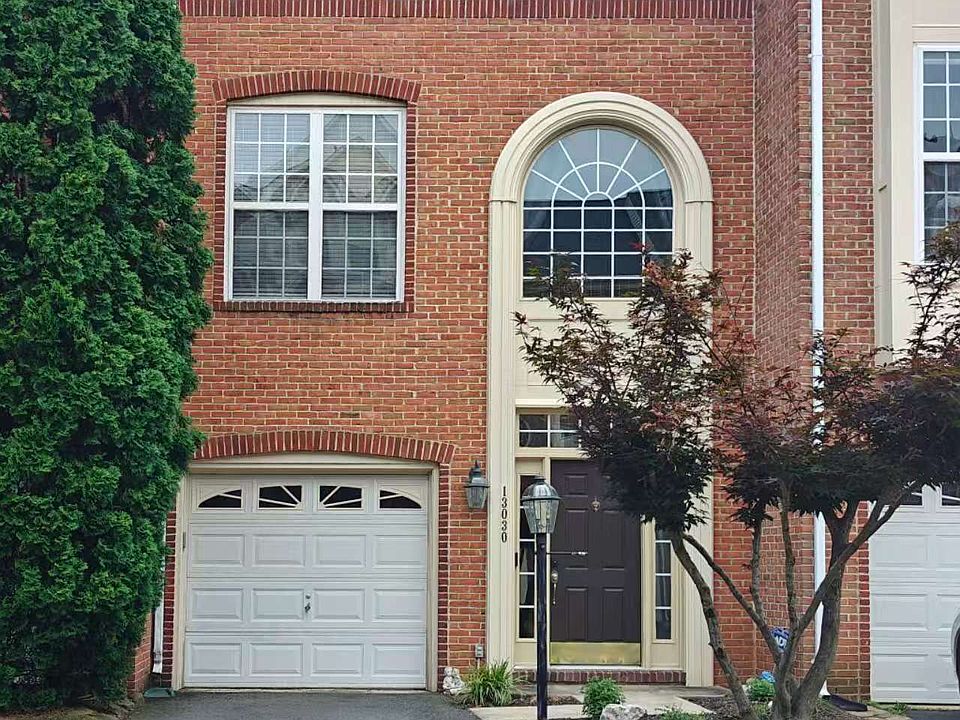 1st image of 13030 Park Crescent Cir