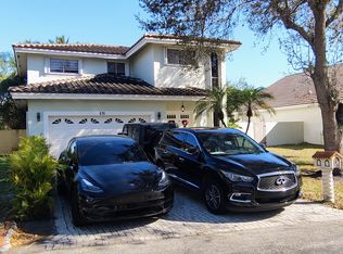 531 NW 205th Ave, Hollywood, FL 33029