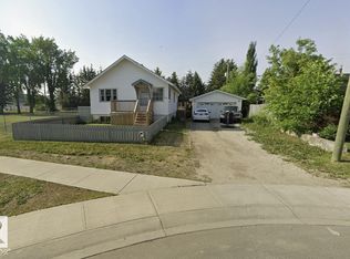 110 Jespersen Ave, Spruce Grove, AB T7X 2H7