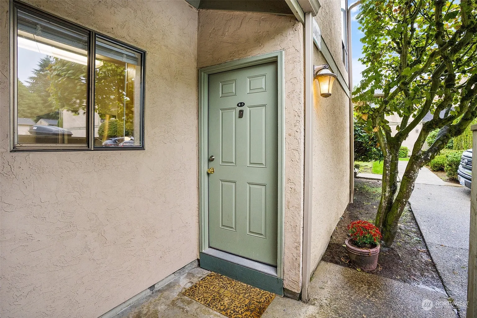 10017 NE 138th Place #B3 photo 1