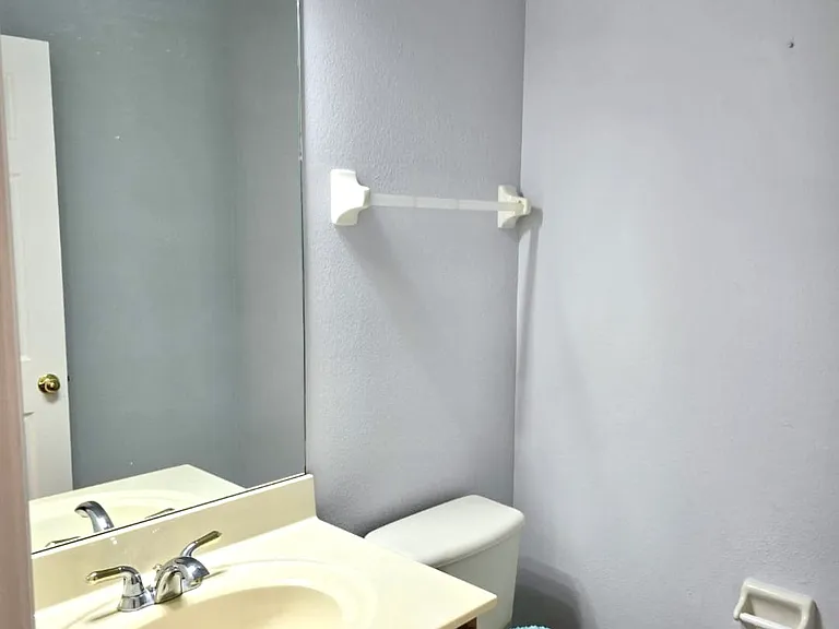 14023 Kestrel Dr — Photo 2