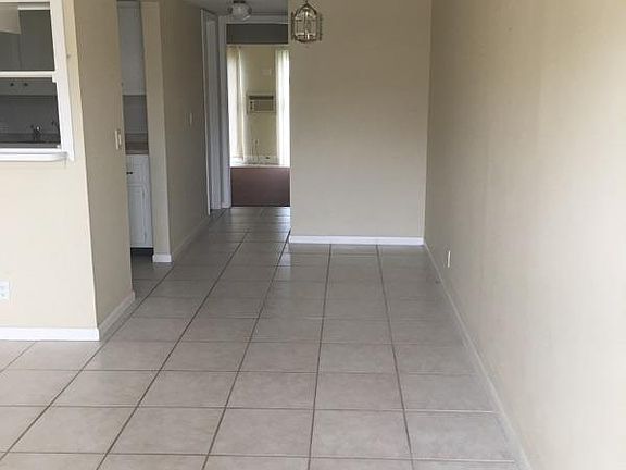 3rd image of 103 Berkshire E #103