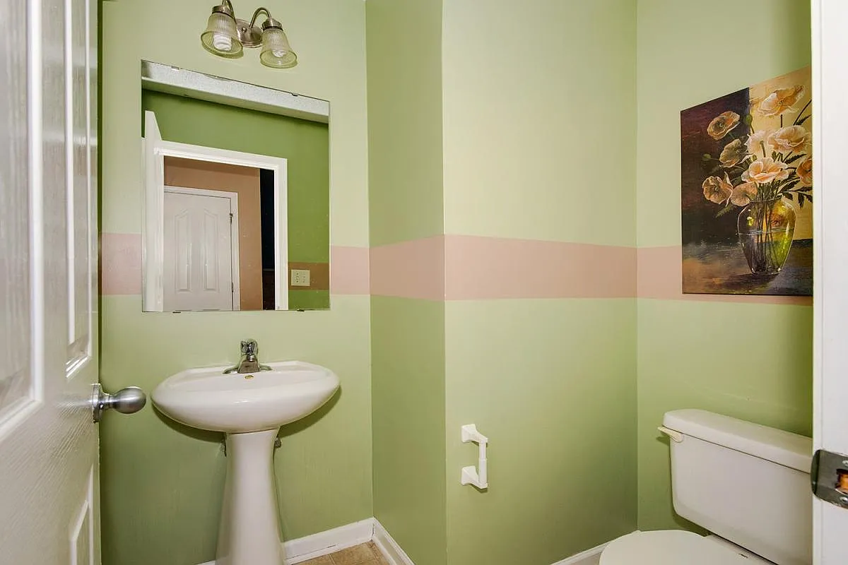 Building Photo - 6839 Squirrels Foot Ct