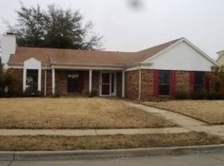 2726 Riviera Dr, Garland, TX 75040