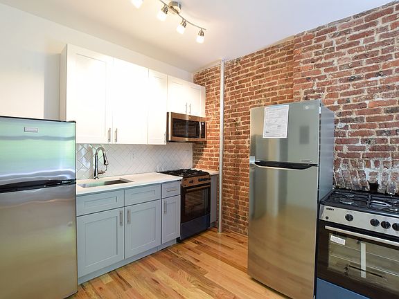 2nd image of 774 Franklin Ave APT 3B