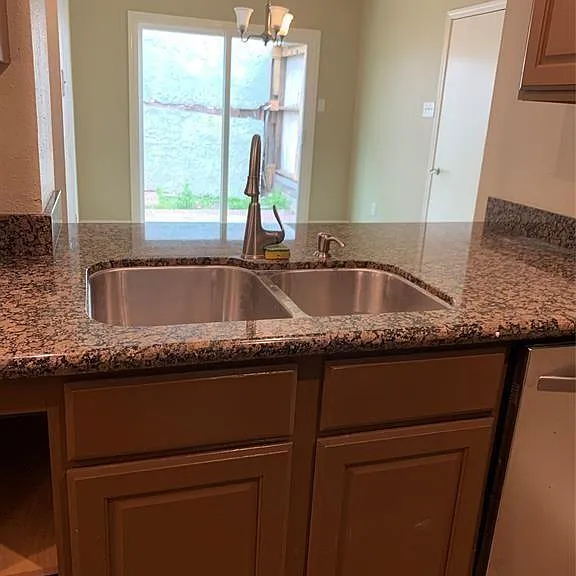 10321 Bridgeland Ln — Photo 14