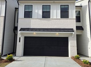 1711 Harper Lily Ln, Lawrenceville, GA 30043