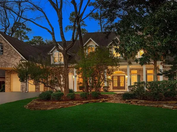 14 Edgecliff Place, The Woodlands, TX 77382