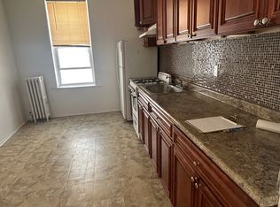 6761 78th St APT 2, Middle Village, NY 11379