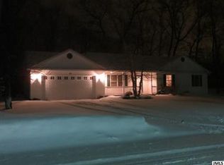 5065 Topaz St, Jackson, MI 49201