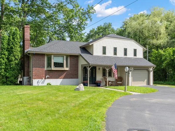 18 Mann St, Bellingham, MA 02019