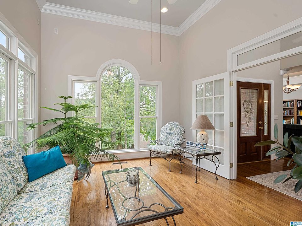 1st image of 112 Kingsley Ct