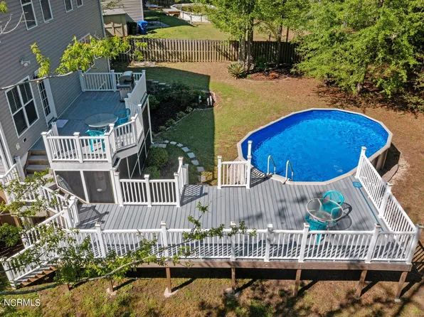 126 Roughleaf Trail, Hampstead, NC 28443