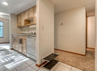 10021 SE 235th Pl APT B104, Kent, WA 98031