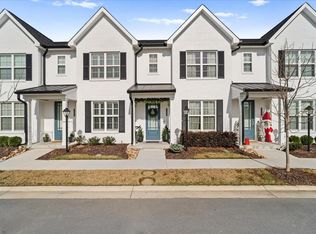 230 Pacer Ln, Dalton, GA 30721