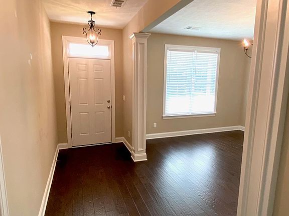 3rd image of 2618 Waites Dr