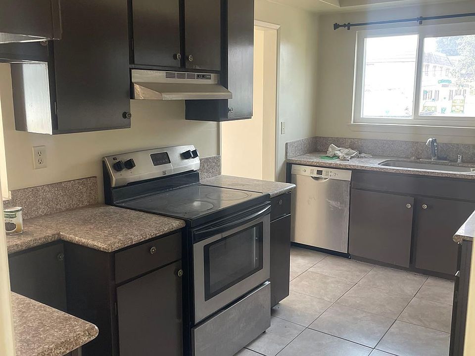 1st image of 832 W Huntington Dr Suite 8