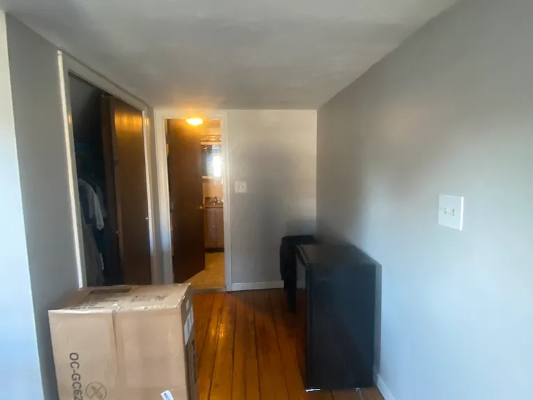 8 Adams Ter #8 — Photo 5