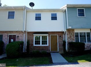 621 Range End Rd APT 3, Dillsburg, PA 17019