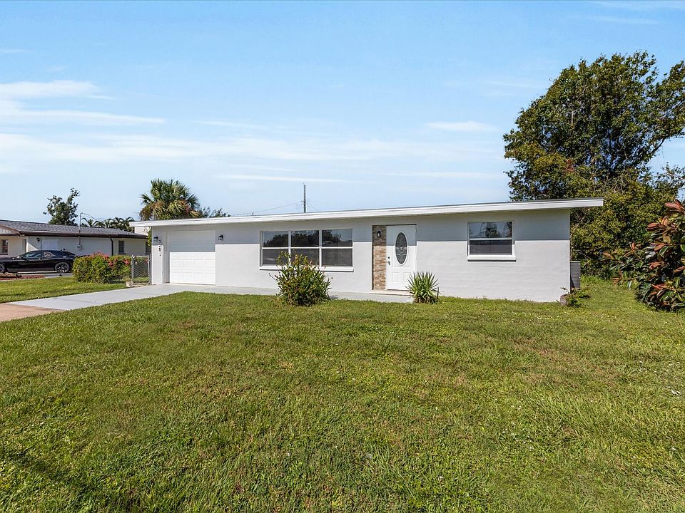 1st image of 3285 Port Charlotte Blvd