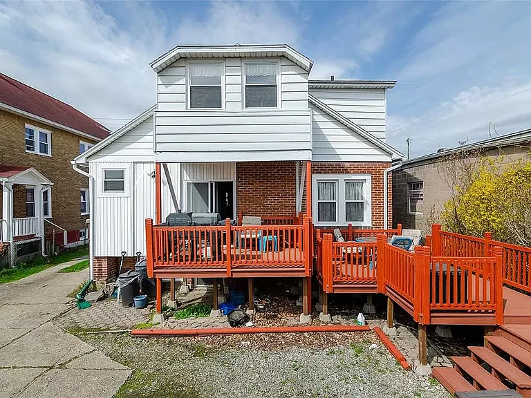 3 Jackson Ave #1 — Photo 3