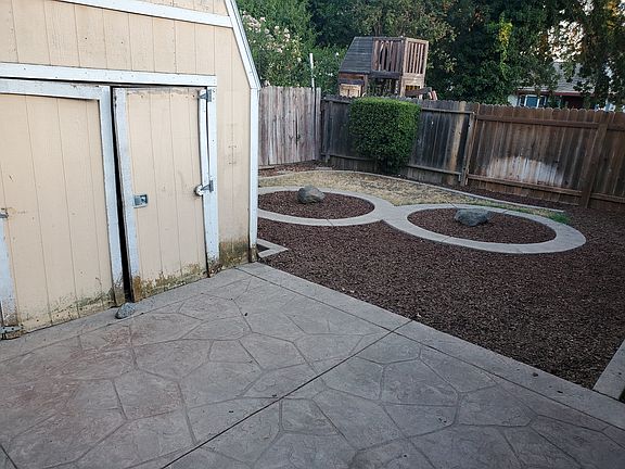 2nd image of 1195 Weyand Way
