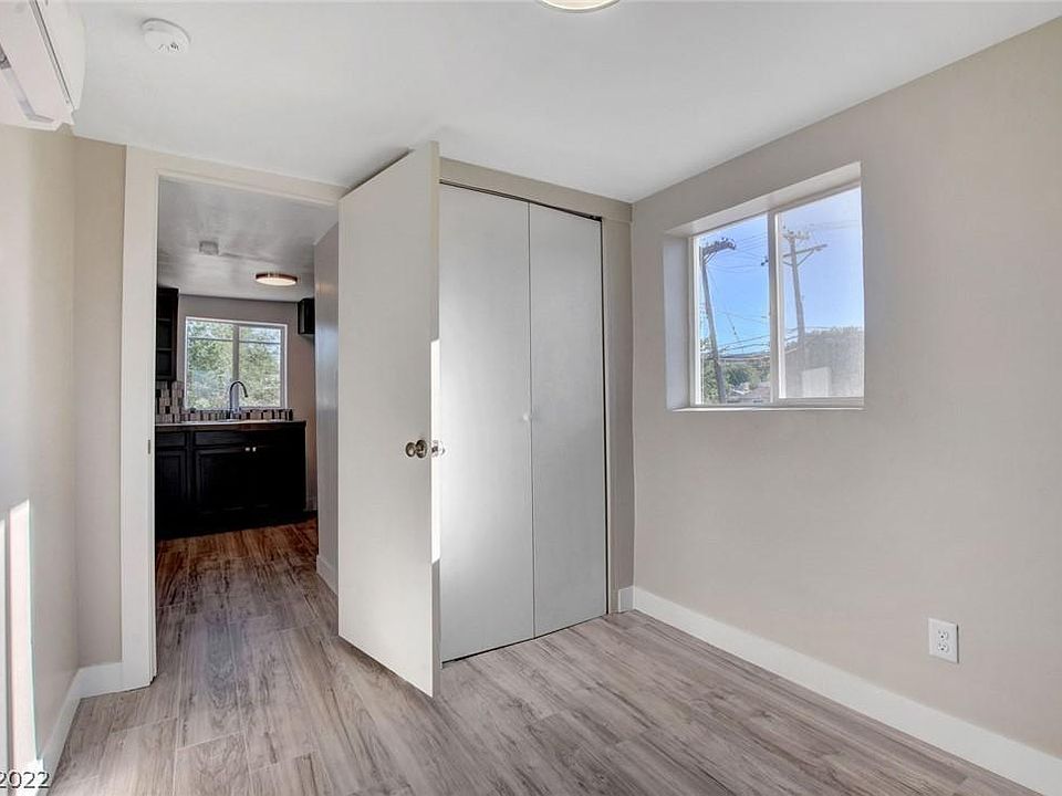 1st image of 1708 Cedar Ave #B