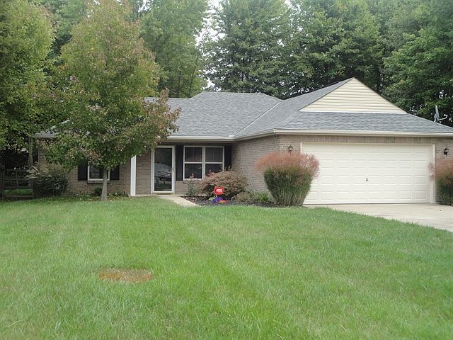 1st image of 4 Amelia Park Dr