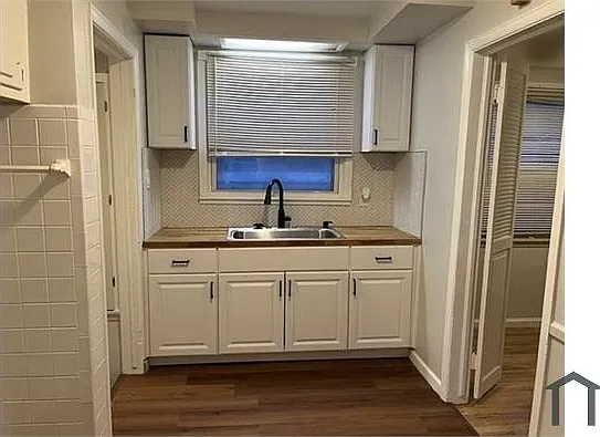 3 bed, 1000 sqft, $1,450 — Photo 3