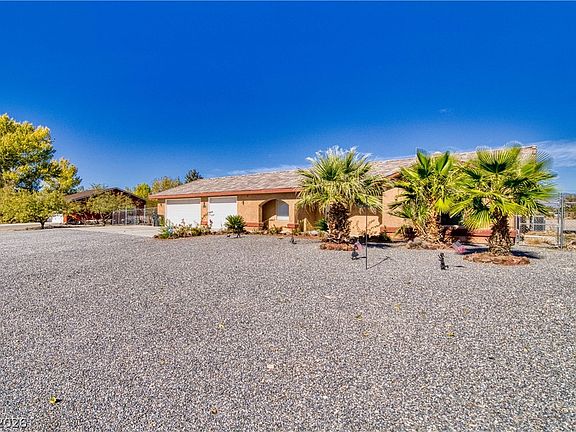 3rd image of 4900 E Cheyenne Way