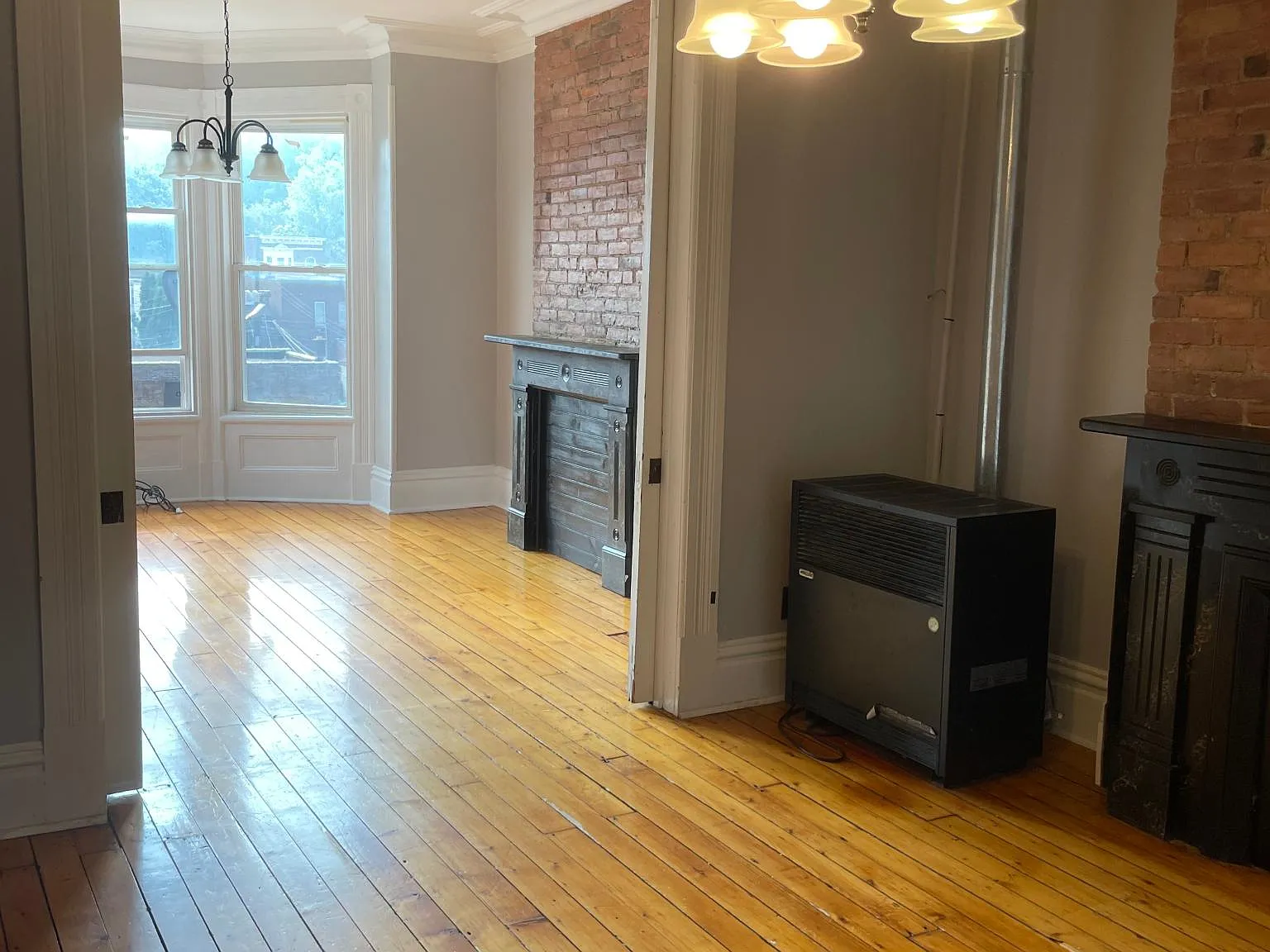 2 bed, 1100 sqft, $1,475 — Photo 2