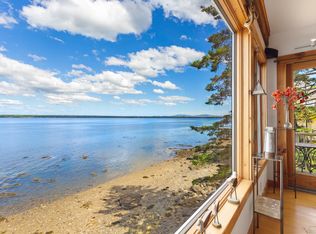 1118 Newbury Neck Rd, Surry, ME 04684