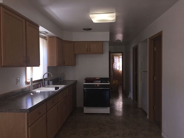 2nd image of 9046 S Union Ave