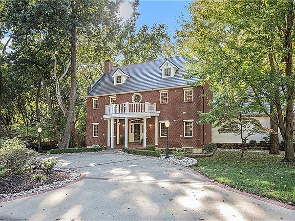 2nd image of 1498 Hemlock Ct
