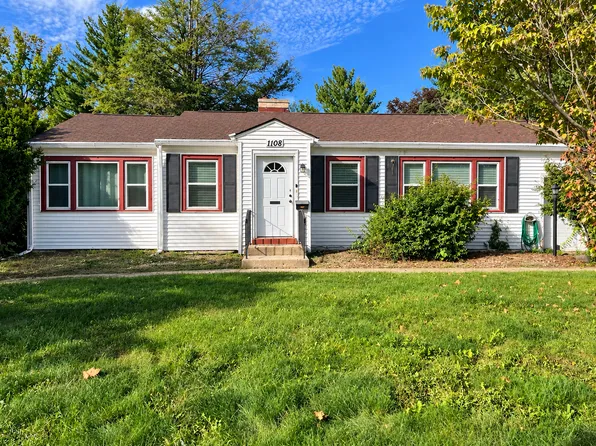 1108 W Springfield Ave, Champaign, IL 61821