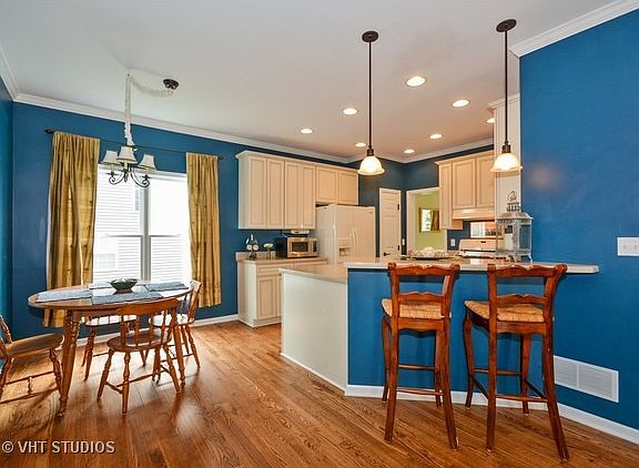 3rd image of 39W166 Herrington Blvd