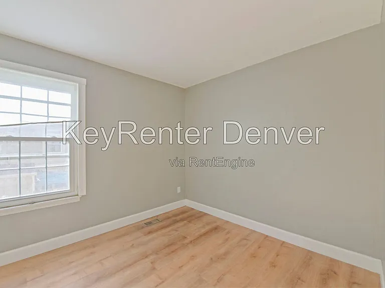 1811 S Quebec Way #208 — Photo 11